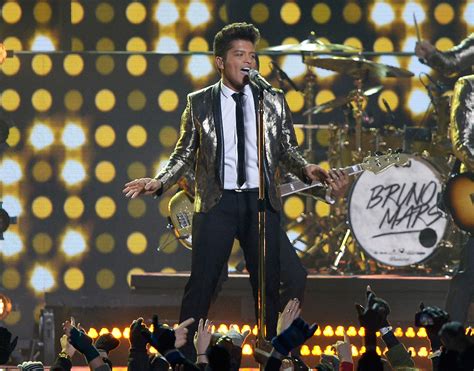 Bruno Mars' Name Spelling: The Do's and Don'ts